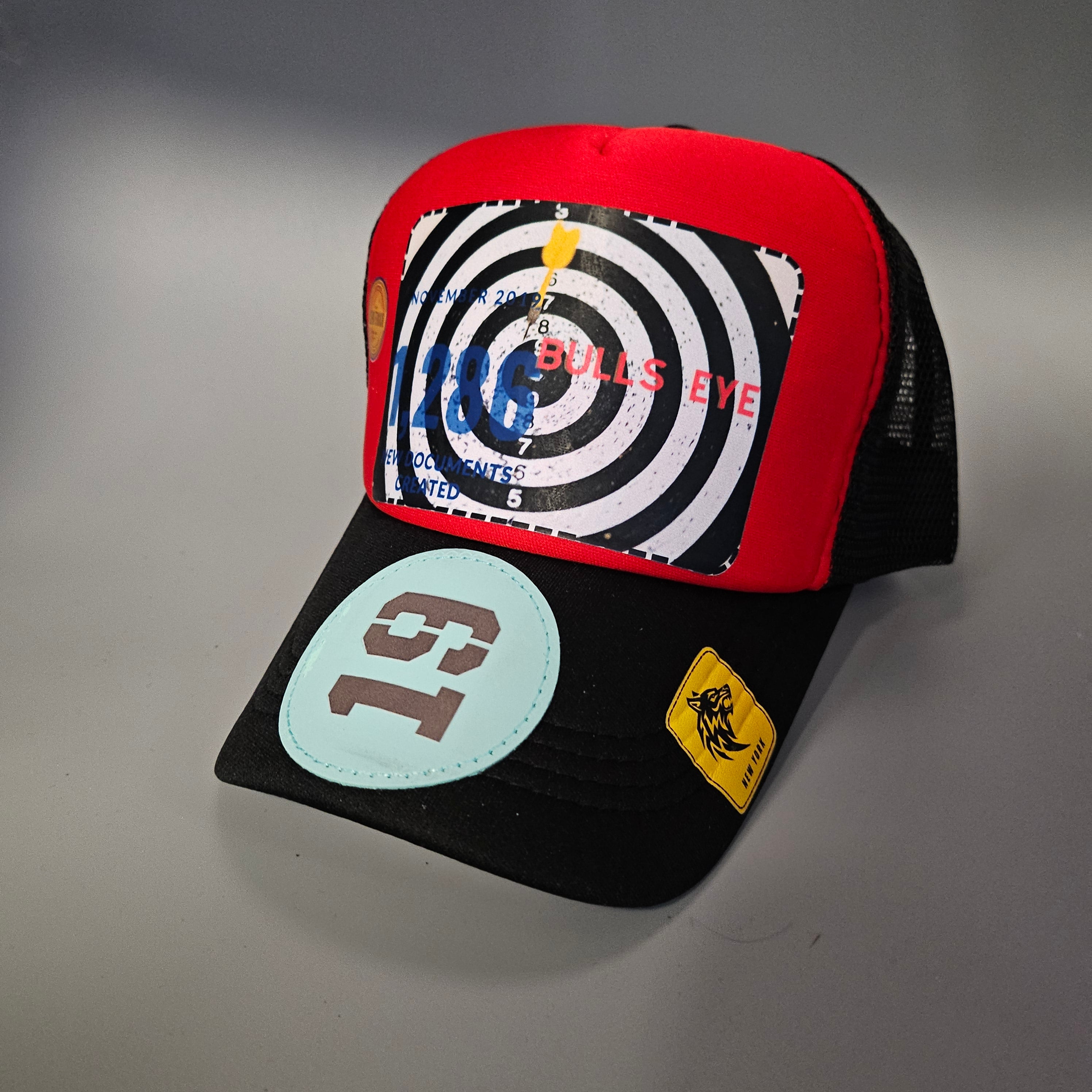 BULLS EYE 19 TRUCKER