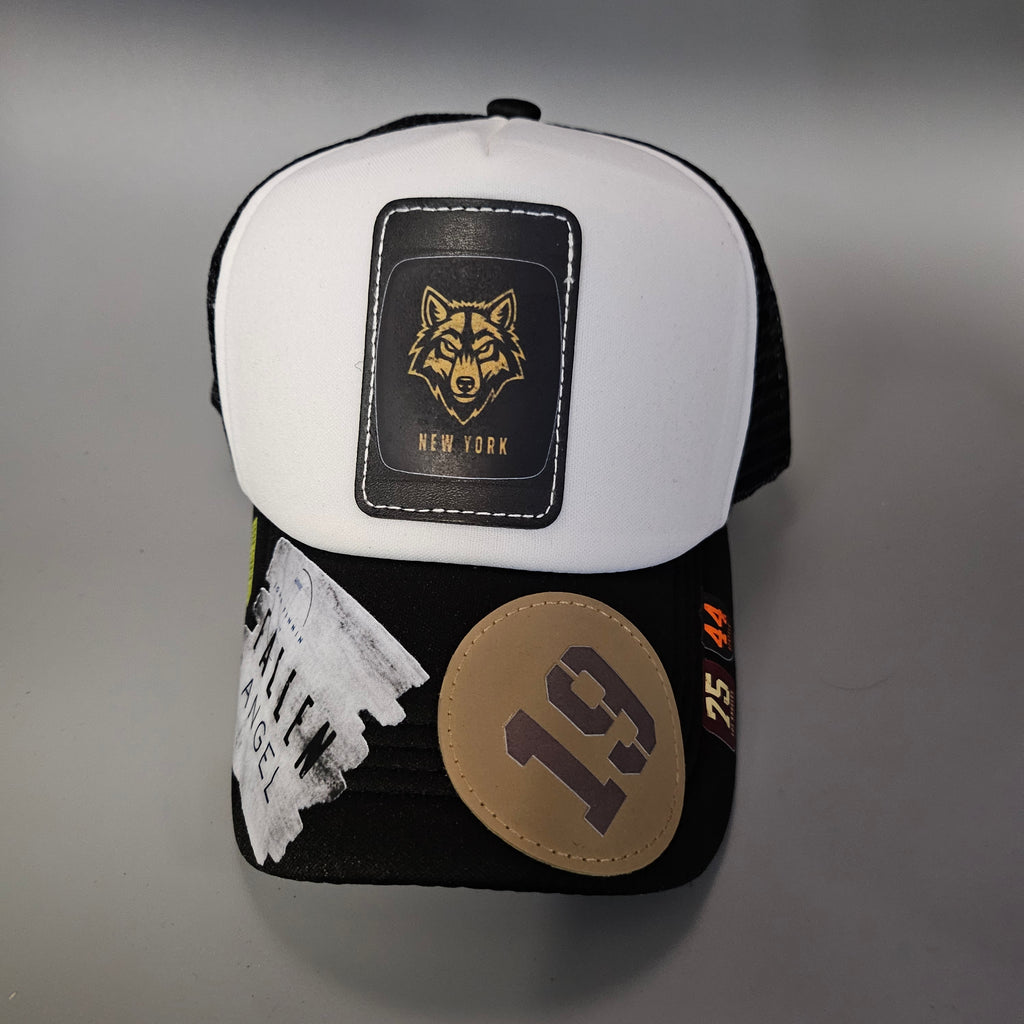 NEW YORK WOLF 19' INDUS TRUCKER