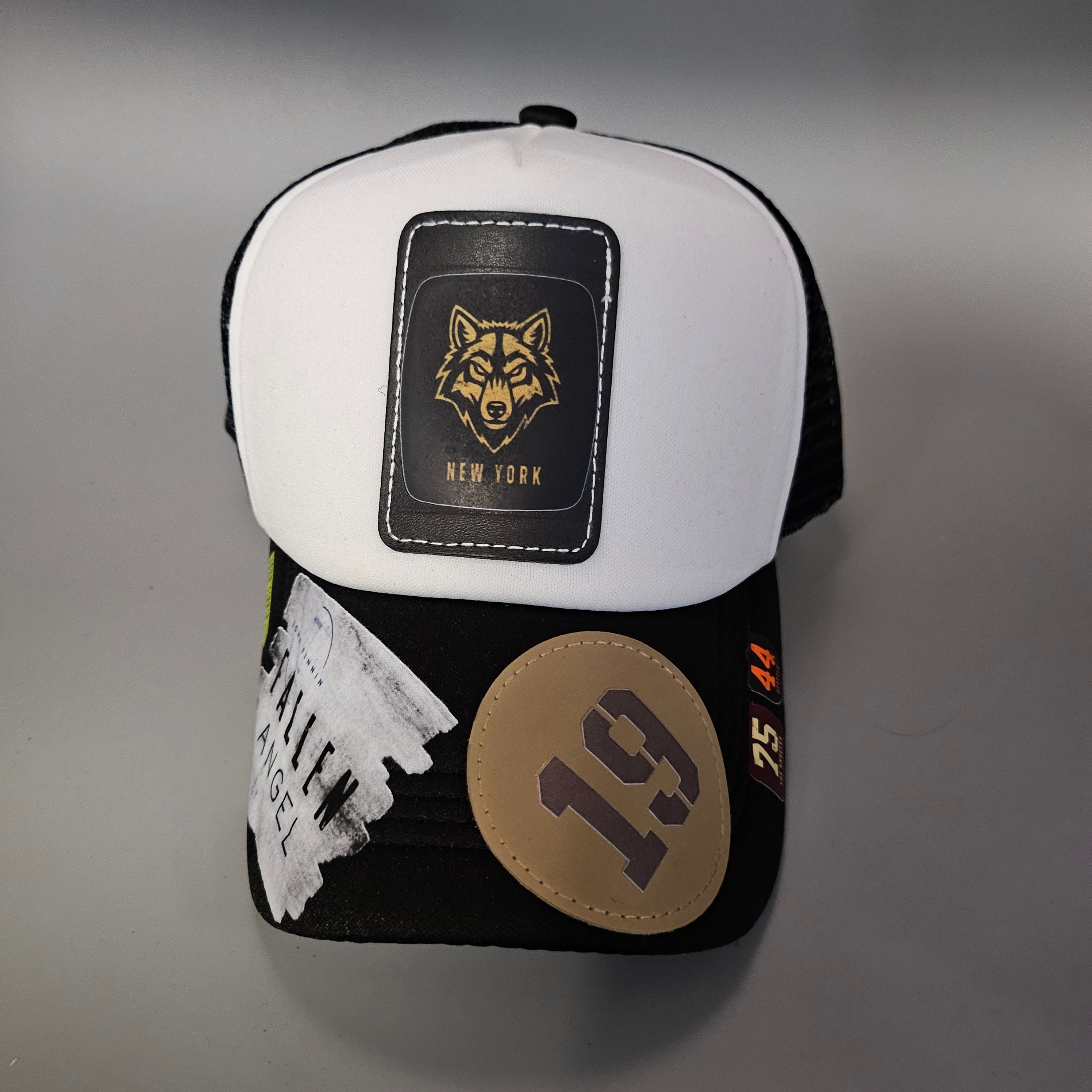 NEW YORK WOLF 19' INDUS TRUCKER