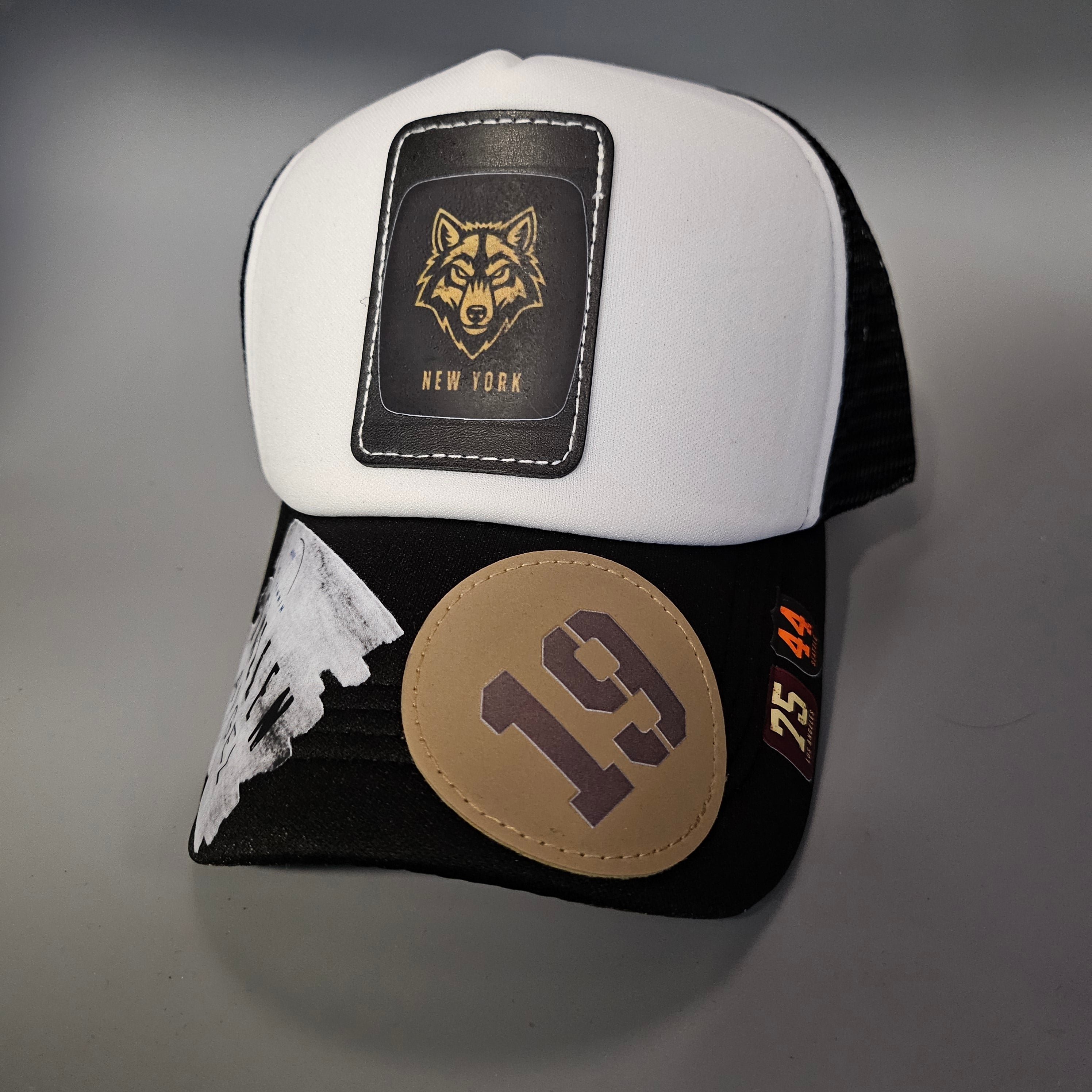 NEW YORK WOLF 19' INDUS TRUCKER